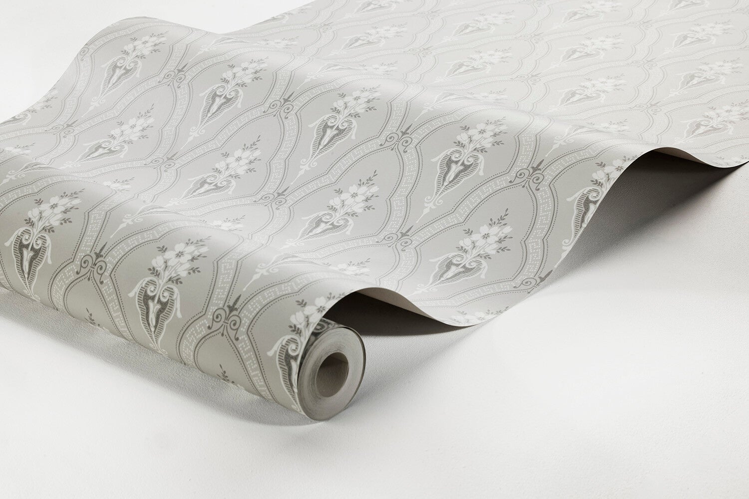 Klädesholmen, grå tapet