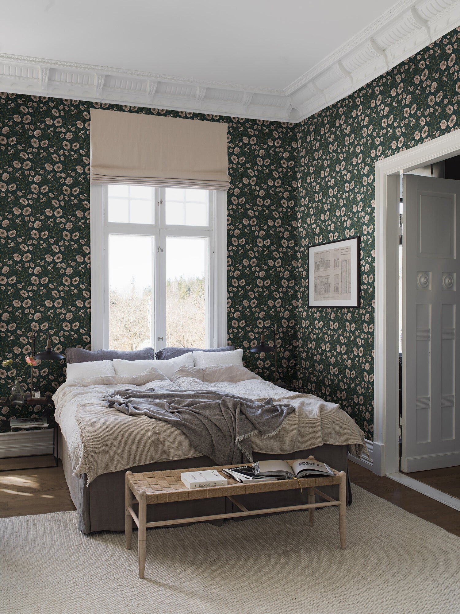 Poppy Flow, blommor på brun botten