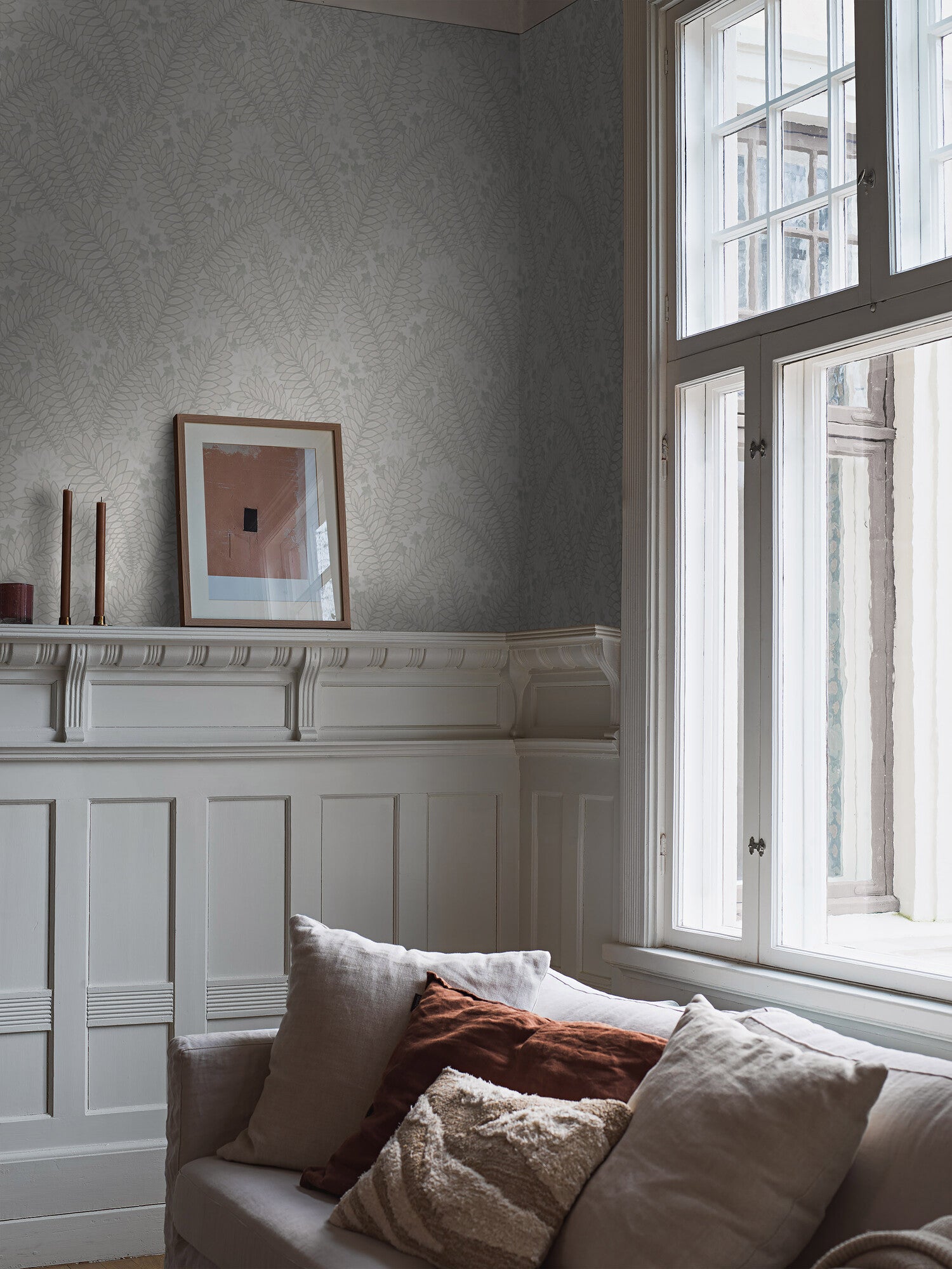 Hidden Ivy, tapet i beige toner