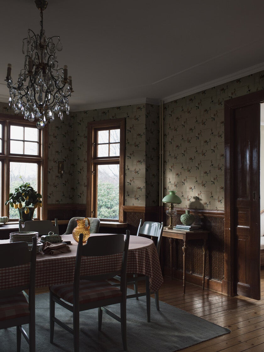 Salängen, beige tapet