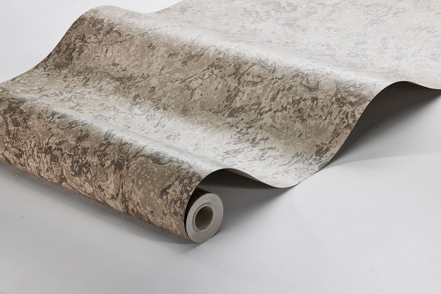 Travertine tapet i ljust bruna toner