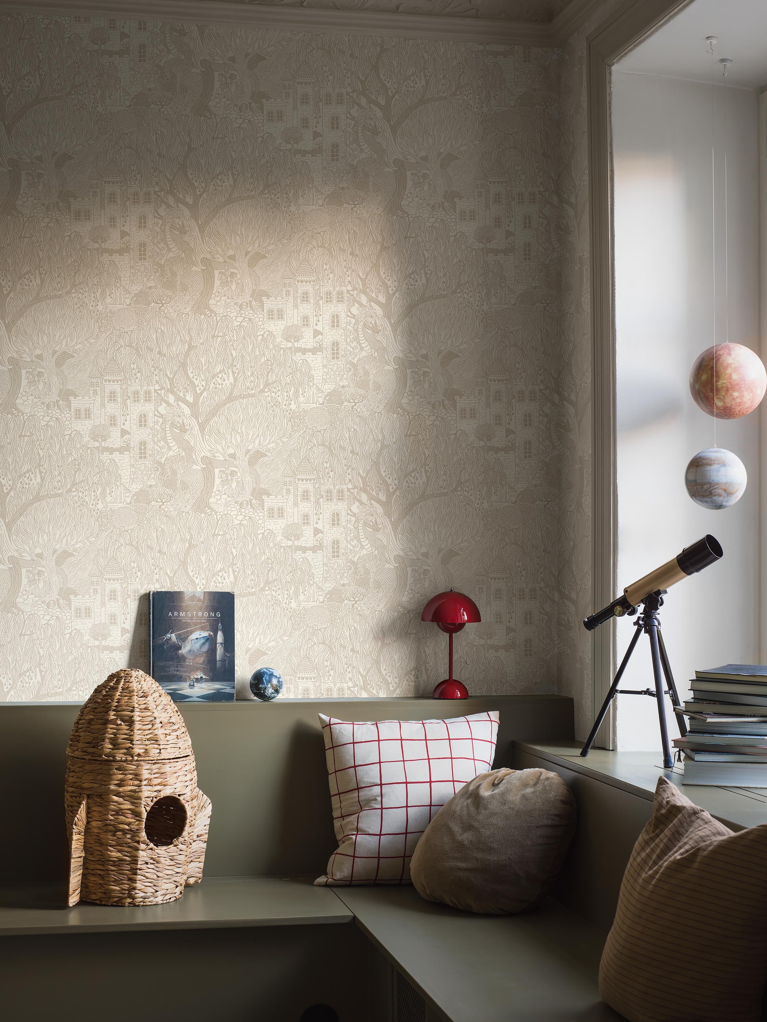 Kingdom of the Willow, Beige