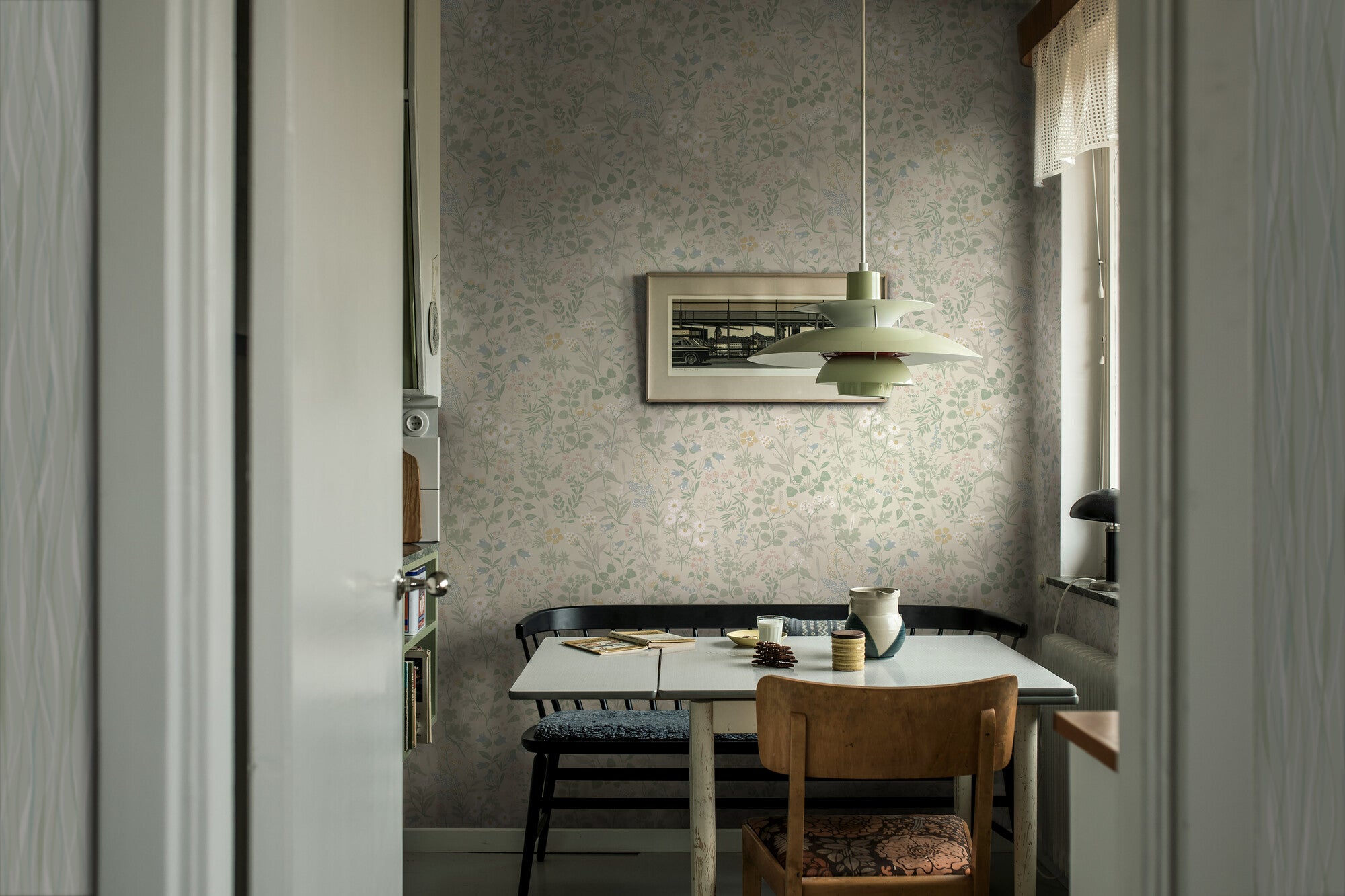 Flora, beige tapet